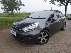 Kia Rio 1.4 SE Bensin MANUAL 2013 NIX