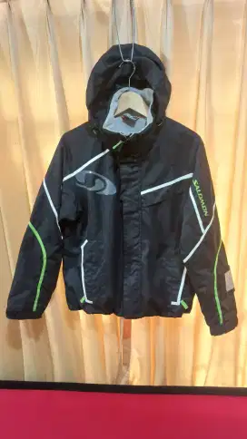 Jaket snowboard Salomon Size S Fit M Lokal
