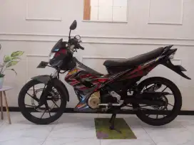 Suzuki satria 2011