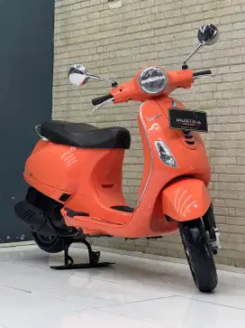 TERMURAH‼️ Vespa LX 125 Iget 2021 Orange Corallo Mustika motoshop