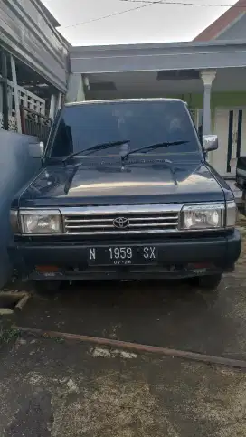 Kijang Super G Long 1994