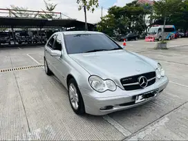 Mercy W203 C180 Kompressor tahun 2004