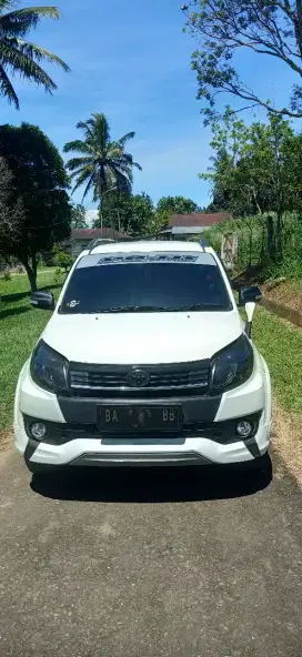 Di jual rush TRD Sportivo 2015