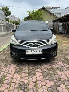Nissan livina SV 2014 matic