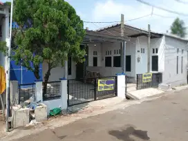 DIJUAL RUMAH MURAH BU Mutiara gading riviera SHM HOEK LT151/LB120
