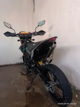 Kawasaki D-Tracker SE 150
