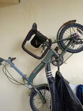 Sepeda 16 dan kasur