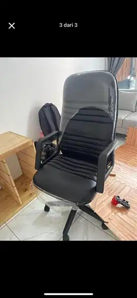 Kursi direktur like new