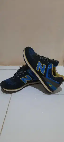 New Balance 574 ( 2nd thrift  )