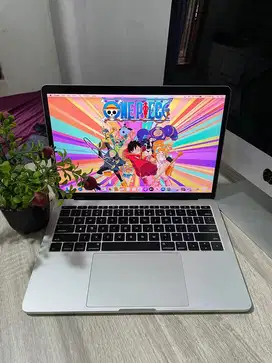 FLASH SALE MACBOOK PRO 2017