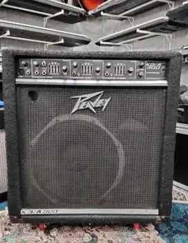 Ampli bass peavey KB/A 300