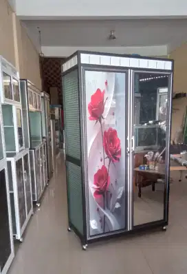 Lemari pakaian 2 pintu