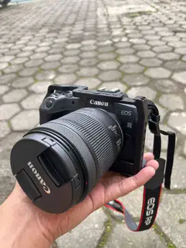 Canon EOS RP + LENSA KIT 24-105 mm FULL SET