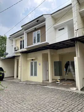 Disewakan Rumah Kemang Minimalis Modern Komplek Cluster Jarang Ada