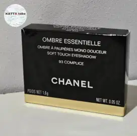 CHANEL soft touch eyeshadow 93