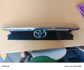 Trunk Lid Innova Reborn original