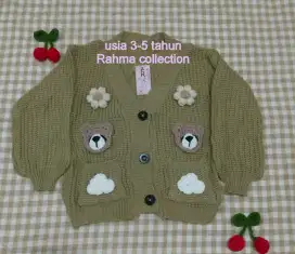 Cardigan rajut motif lucu