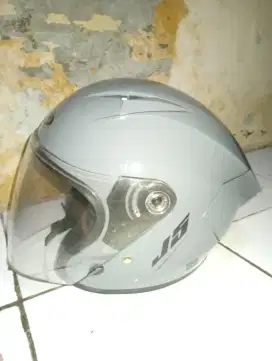 Dijual Helm MLA J5