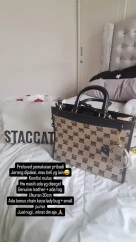 Tas wanita stacato