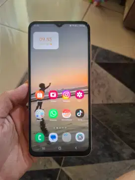 Samsung a13 4/64