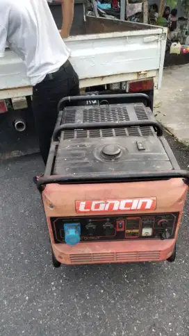 Genset Loncin 12000, siap pakai murah