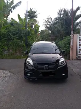 Honda Mobilio (Tahun 2015) 1,5 Tipe RS Bensin A/T Rp. 150.000.000,-