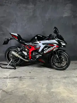 ZX25R SE ABS QS LOW KM MURMER