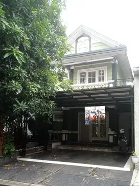 As. Dijual Cepat Rumah Kota Wisata Siap Huni 2 lantai rapih