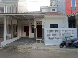 Rumah Minimalis 2 Lantai Siap Huni Di Ciputat