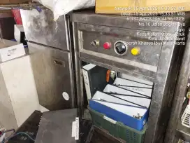 Tampung kulkas bekas mati hidup