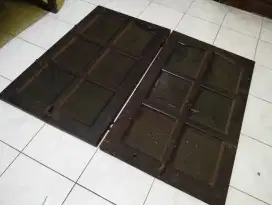 Tutup Jendela Jati