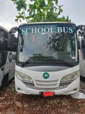 BUS HINO MEDIUM 30 SEAT 2015