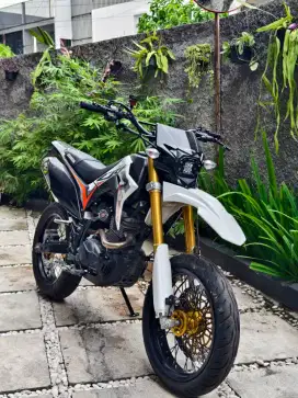 Crf 150 L like new full acecoris