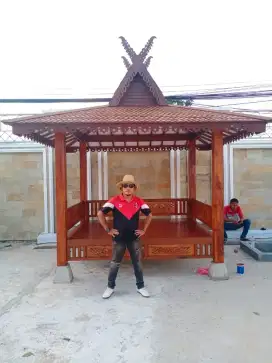 Rumah gazebo kayu Ulin permanen