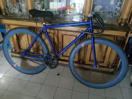 Sepeda pixie siap pakai