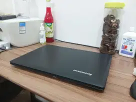 Lenovo E1 AMD Gen 6 Setara i3 8GB / SSD 256GB No Minus Tinggal Pakai