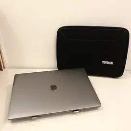 Macbook Pro 16 inch 2019 16/1TB Ibox