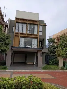 Rumah Enchante with Sinarmas Land Bsd - Rumah ada lift nya