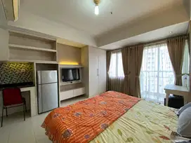 Disewakan Apartemen Royal Mediterania Garden, Studio Bulanan