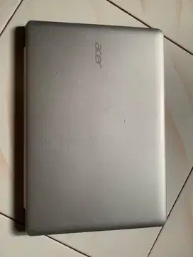 Merek: Acer One 14