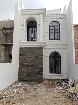 Rumah Klasik Modern Cimanggis Depok Dkt LRT Harjamukti