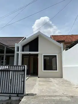 Rumah di Cisaranten Kulon Arcamanik Luas Tanah 95 ONLY 720 Juta