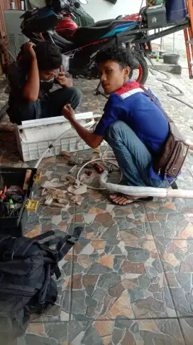 Jasa cek ac,isi freon & gnti modul Bergaransi