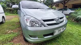 Toyota Kijang Innova 2008 Bensin