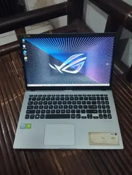 Asus A509F. Gaming & Desaind i5 gen 8. Ram 12Gb. Nvme 128Gb. Hdf 1TB.