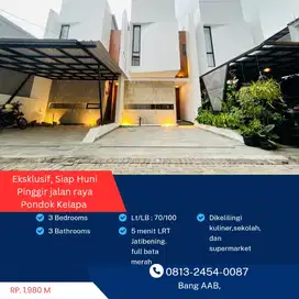rumah 2 lantai, pinggir jalan raya , 3 mnt ke LRT dan tol Jatibening