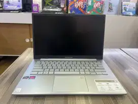 Asus e1404fa Amd ryzen 3 7320u 8Gb