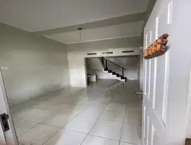 Rumah Dijual di Kota Harapan Indah Cluster Harmoni harga Nego J-20268