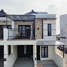 Rumah diPinggir Jalan Raya 10 Menit Tol Cijago, LRT Cibubur Free Biaya