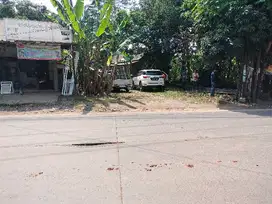 Di Jual Tanah ada Bangunan di jln Raya Jatake Cisauk Tangerang